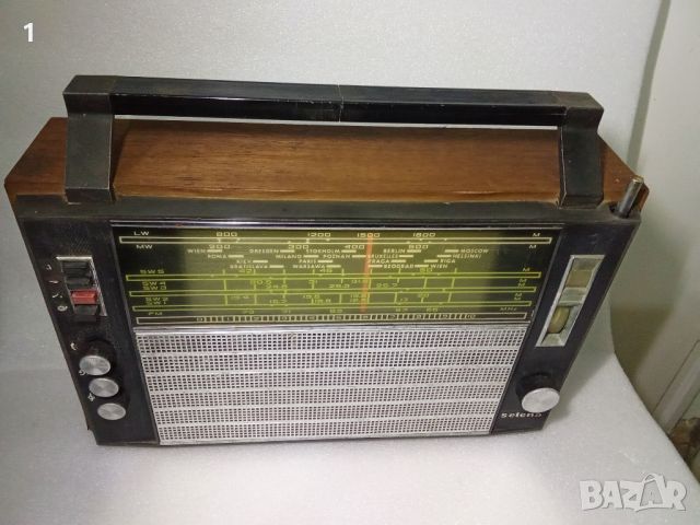 Ретро радио Selena B207, снимка 2 - Радиокасетофони, транзистори - 46409130
