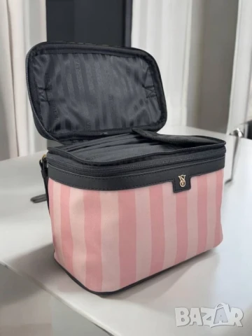 несесер Victoria's secret , снимка 4 - Ученически пособия, канцеларски материали - 50686404