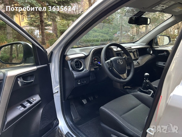 Toyota Rav4 2.0 D-4D, ПЪЛНА СЕРВ. ИСТОРИЯ !!!, снимка 5 - Автомобили и джипове - 53729428