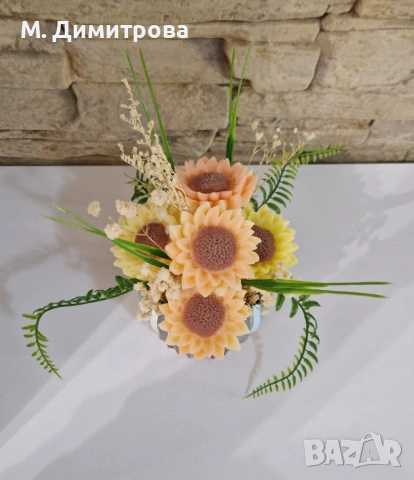 Аранжировка от глицеринов сапун„Златна усмивка“, снимка 2 - Декорация за дома - 54072275