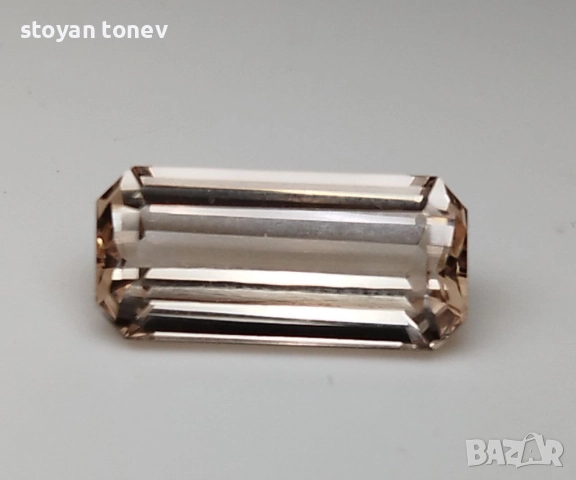 Естествен топаз с деликатен цвят 4.45кт.! Сертифициран! Нов!, снимка 5 - Други - 52299959