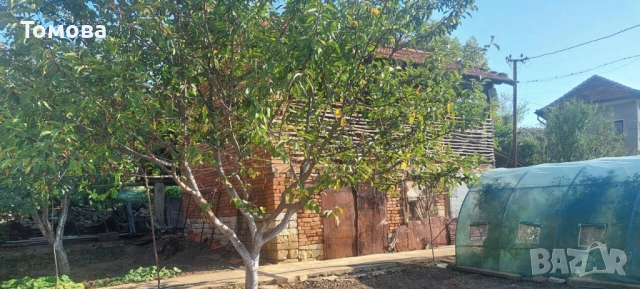 Продавам  двуетажна къща с двор в село Горна Бешовица, снимка 8 - Къщи - 43938383