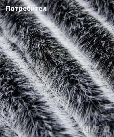 Двуцветно дълго палто от изкуствен косъм, снимка 4 - Палта, манта - 54137797