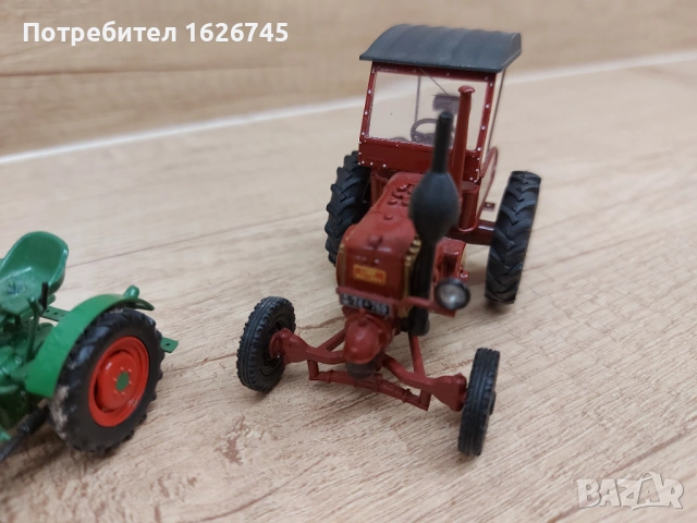 Schuco трактори 1:43, снимка 3 - Колекции - 54061378