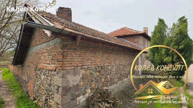 Двуетажна къща в село Върбица, област Хасково  📐 РЗП: 190 кв.м , снимка 14 - Къщи - 54204892