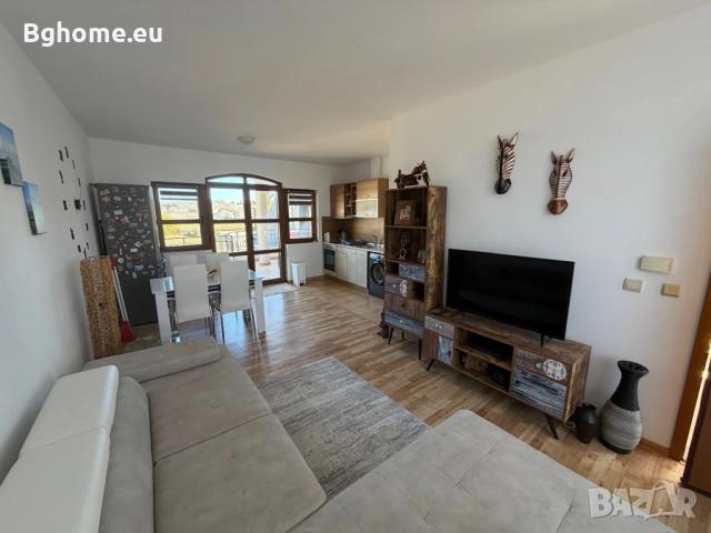 Просторен тристаен апартамент с гледка към басейна в комплекс Nessebar View, Кошарица, снимка 3 - Апартаменти - 53839942