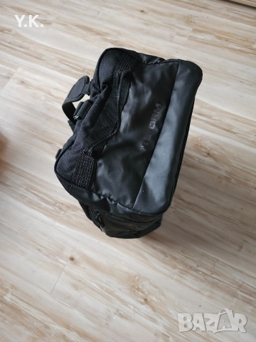 Оригинална чанта раница Under Armour Triumph Duffle Backpack, снимка 4 - Чанти - 52909569