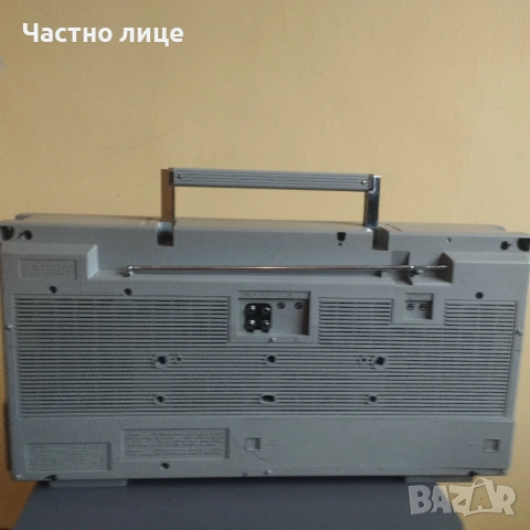 Голям радиокасетофон , снимка 5 - Радиокасетофони, транзистори - 54003439