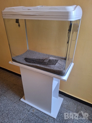 Аквариум с шкаф , снимка 3 - Аквариуми - 53216117