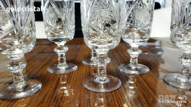 Кристални чаши за вино , снимка 4 - Антикварни и старинни предмети - 36634904