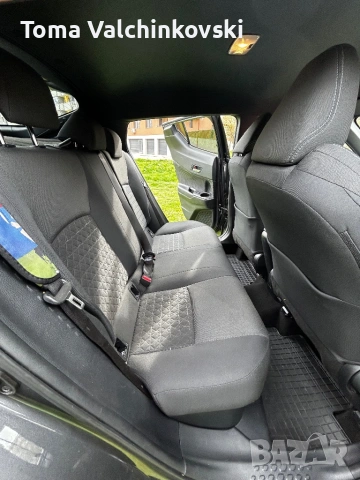 Toyota C-HR 2.0 Facelift Гаранция Хибрид Автомат, снимка 13 - Автомобили и джипове - 54115134