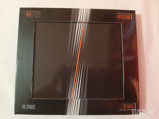 The Strokes, снимка 1 - CD дискове - 46158221