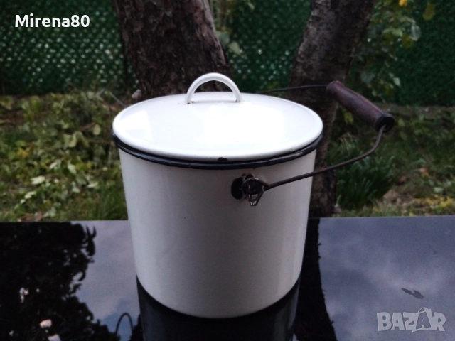 Стар съд за мляко