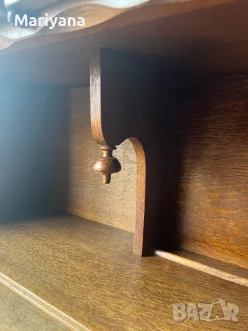 Масивен антик Скрин / Витрина / Шкаф, снимка 5 - Секции и витрини - 50005727