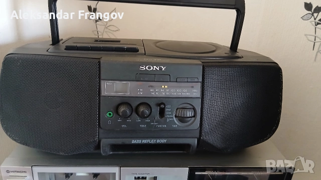 SONY CFD - V 10 , снимка 2 - Радиокасетофони, транзистори - 53723836