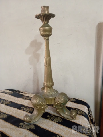 Бароков свещник