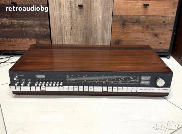 💥Винтидж аудио транзисторен ресийвър TELEFUNKEN OPUS STUDIO 201 - 1970 г. 💥, снимка 2 - Ресийвъри, усилватели, смесителни пултове - 49691282