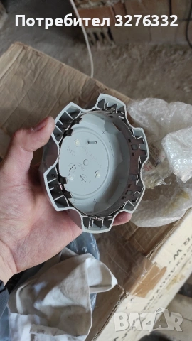 капачка, снимка 2 - Гуми и джанти - 53854368