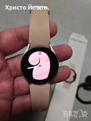 Часовник Samsung Watch 4, снимка 3 - Смарт часовници - 52621896