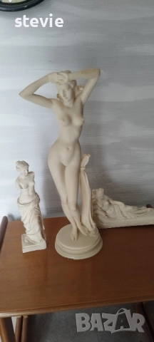 Голяма статуетка от алабастър, снимка 5 - Статуетки - 51437717