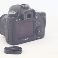 Камера Canon 6d с обектив, снимка 5 - Фотоапарати - 45056091