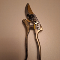 Лозарска ножица Japan, снимка 1 - Градински инструменти - 44941771