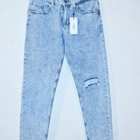 Нови с етикети дамски дънки Calvin Klein Jeans , снимка 1 - Дънки - 45536012