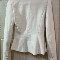 Бяло сако Zara, снимка 2 - Сака - 45148498