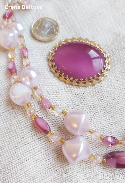 🎀     Гердан Бохемия  стъкло и брошка рубин , снимка 1