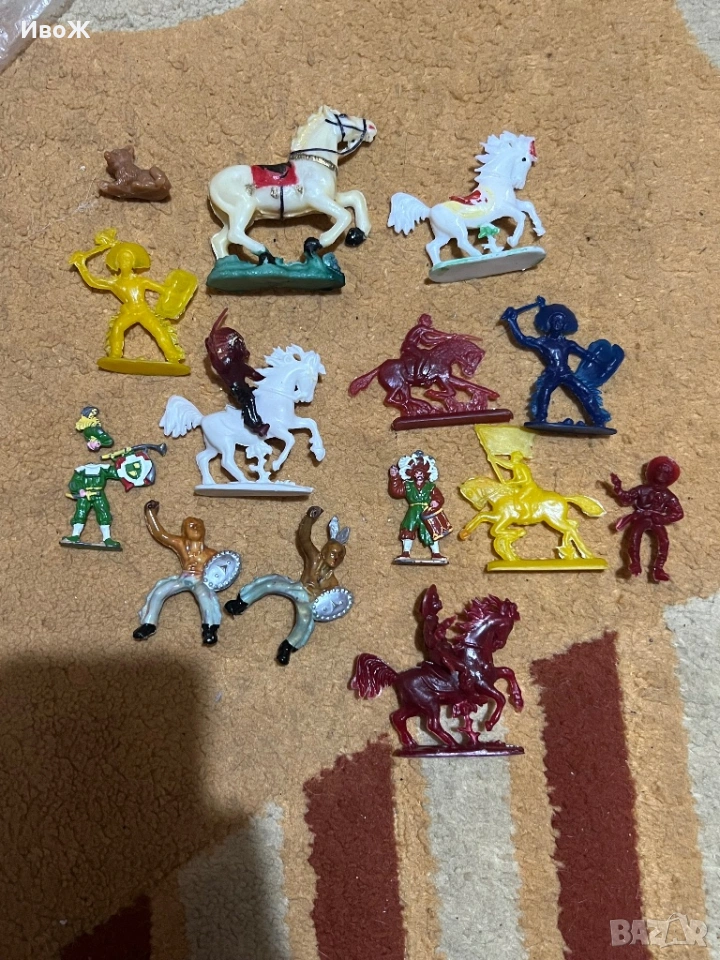 Лот стари фигурки, снимка 1