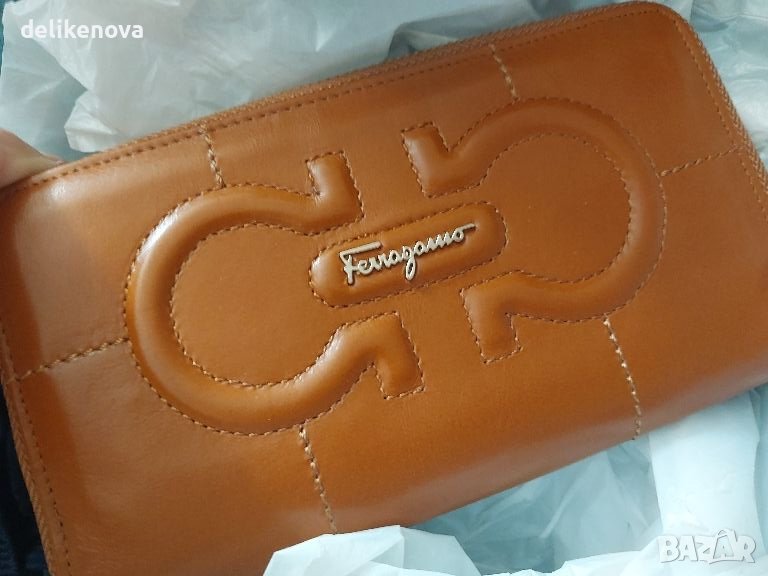 Salvatore Ferragamo. Italy. Original Прекрасен портфейл, снимка 1