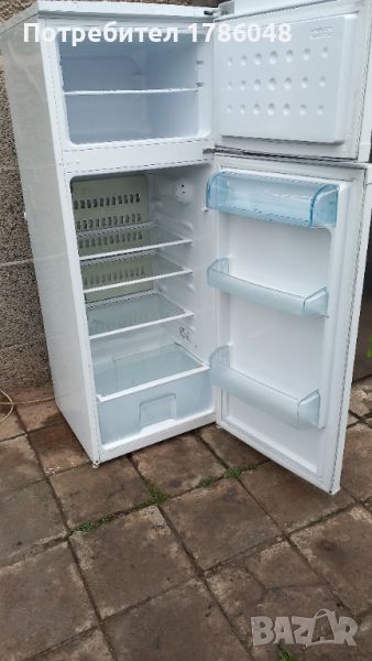 Хладилник с фризер, снимка 1