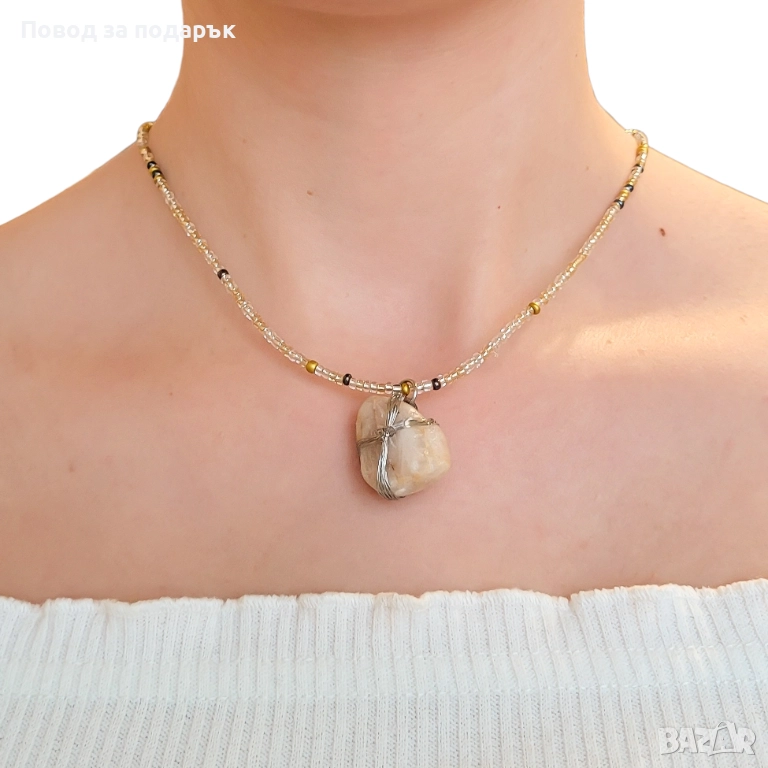 Колие с мъниста и естествен кварц , снимка 1