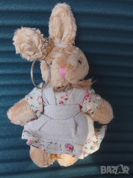 Плюшено Зайче Ключодържател - Висококачествена изработка, снимка 1