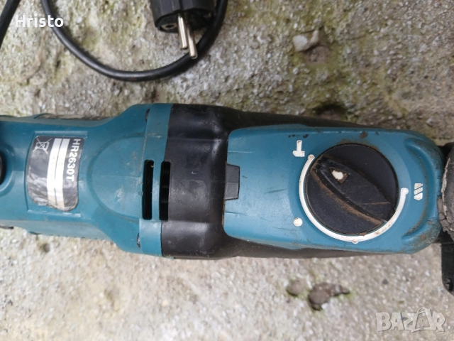 Перфоратор Макита HR2630T , снимка 2 - Перфоратори - 52389211