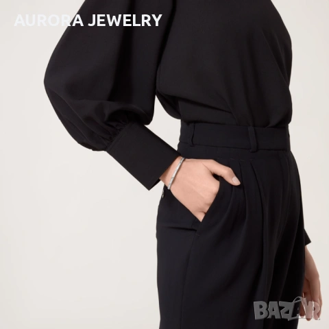 CARTIER Love Small Paved White Gold Diamonds Гривна с Отверка, снимка 12 - Гривни - 53169859