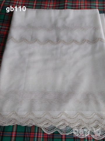 Плат за перде с фина бродерия