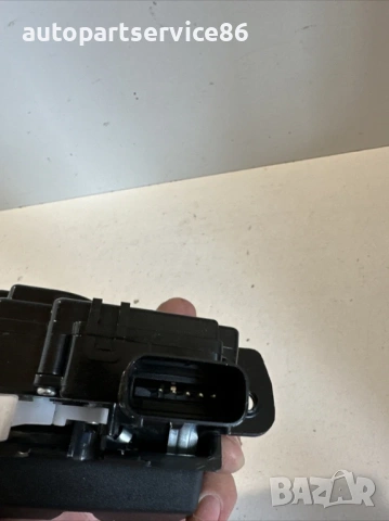 Механизъм на заключване на заден капак за KIA Sportage 1.6 CRDi хибрид (2020), снимка 2 - Части - 53429404