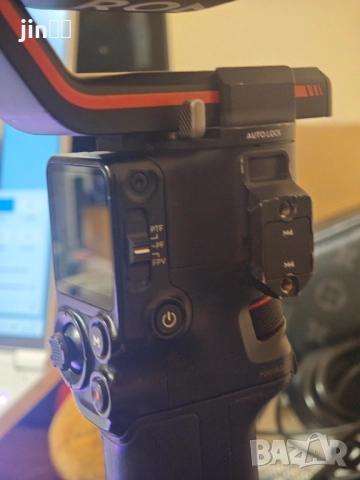 DJI RONIN RS3 спешно!, снимка 3 - Дронове и аксесоари - 52507723