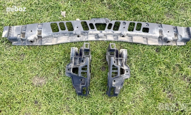 Държач задна броня Land Rover Range Rover sport L320