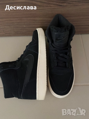 Кецове Nike 38, снимка 2 - Кецове - 52029336