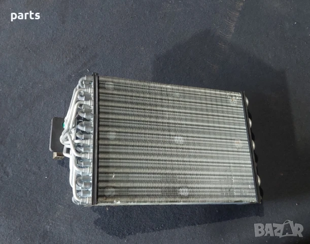 Вътрешен Радиатор Климатик Мерцедес Е класа W210 (Н) - C W202 - 2028300183, снимка 6 - Части - 50856966
