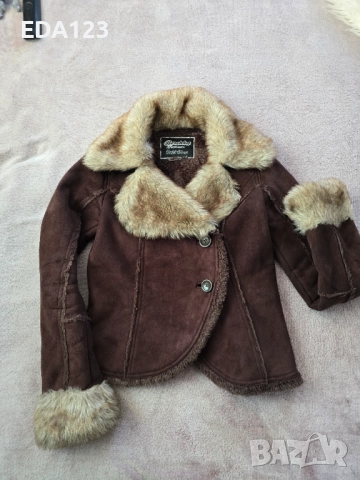 Кожух на Bershka , снимка 2 - Якета - 48077985