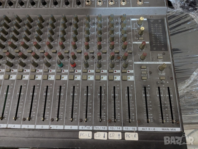 Behringer Eurorack MX2004 без захранване, снимка 5 - Други - 49024601