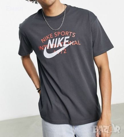 Тениска Nike Circa Graphic T-Shirt, Размер S, снимка 1 - Тениски - 46334332