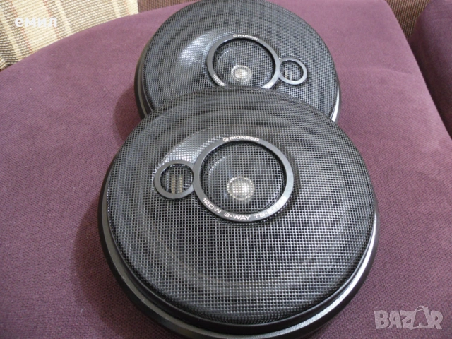 Японски трилентови авто говорители