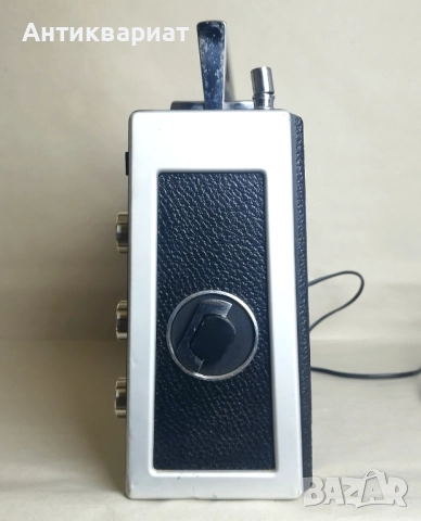 Голямо преносимо радио Grundig Satellit 2100 / Германия, снимка 6 - Радиокасетофони, транзистори - 51920657