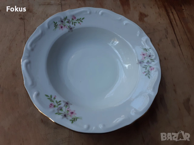 Български порцелан чиния флорална шарка