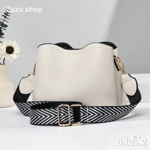 Дамска чанта, снимка 7 - Чанти - 50737021