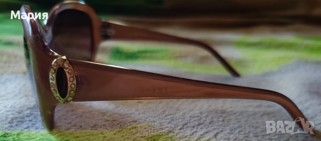 Слънчеви очила (с калъф), снимка 5 - Слънчеви и диоптрични очила - 50592146